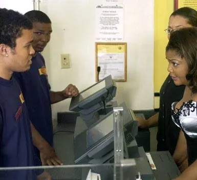 Толстушки (2006) скачать торрент бесплатно Толстушки (2006) фильм скачать торрент бесплатно