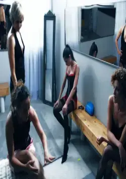 Q: Загадка женщины (2011) скачать торрент бесплатно Q: Загадка женщины (2011) фильм скачать торрент бесплатно