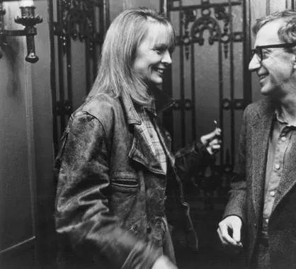 Загадочное убийство в Манхэттэне (1993) скачать торрент бесплатно Загадочное убийство в Манхэттэне (1993) фильм скачать торрент бесплатно