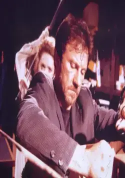 Два злобных глаза (1989) скачать торрент бесплатно Два злобных глаза (1989) фильм скачать торрент бесплатно