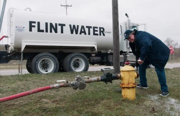 Фаренгейт 11/9 (2018) скачать торрент бесплатно Фаренгейт 11/9 (2018) фильм скачать торрент бесплатно