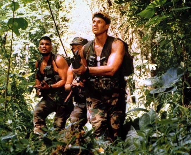 Военный робот (1988) скачать торрент бесплатно Военный робот (1988) фильм скачать торрент бесплатно