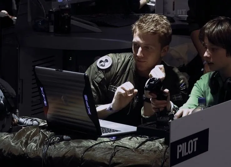 Дрон (2014) в хорошем качестве скачать торрент файл Дрон (2014) фильм в хорошем качестве скачать торрент файл