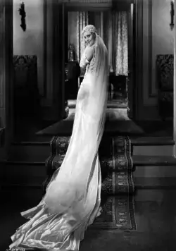 Белый зомби (1932) в хорошем качестве скачать торрент файл Белый зомби (1932) фильм в хорошем качестве скачать торрент файл