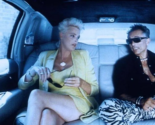 Дылда (1999) скачать торрент бесплатно Дылда (1999) фильм скачать торрент бесплатно