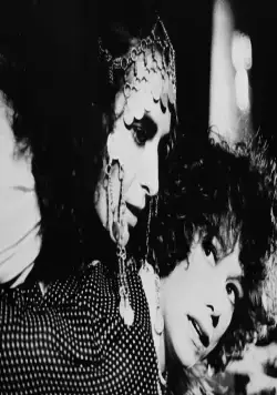 Сингапурский Слинг (1990) скачать торрент бесплатно Сингапурский Слинг (1990) фильм скачать торрент бесплатно