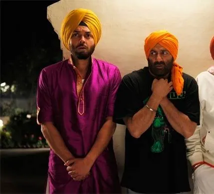 Сумасшедшая семейка (2011) скачать торрент файл Сумасшедшая семейка (2011) фильм скачать торрент файл