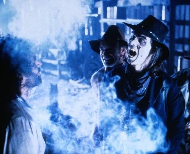 Город-призрак (1988) скачать торрент бесплатно Город-призрак (1988) фильм скачать торрент бесплатно