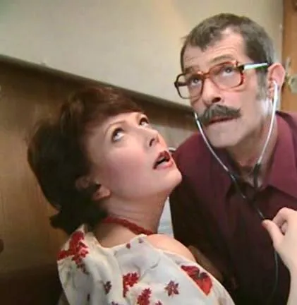 Между первой и второй (2004) скачать торрент бесплатно Между первой и второй (2004) фильм скачать торрент бесплатно