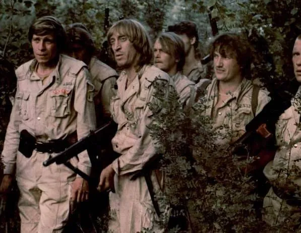 Сафари №6 (1990) скачать торрент файл Сафари №6 (1990) фильм скачать торрент файл