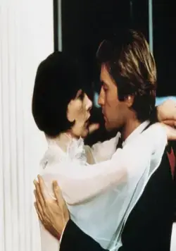 Романтичная англичанка (1975) скачать торрент бесплатно Романтичная англичанка (1975) фильм скачать торрент бесплатно