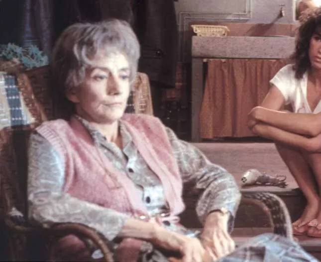 Убийственное лето (1983) скачать торрент файл Убийственное лето (1983) фильм скачать торрент файл