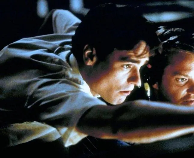 Контроль земли (1998) скачать торрент бесплатно Контроль земли (1998) фильм скачать торрент бесплатно