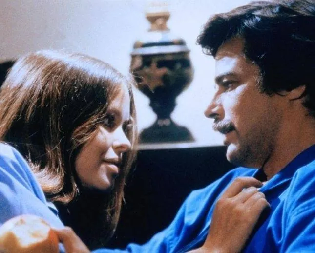 Короткая ночь стеклянных кукол (1971) скачать торрент файл Короткая ночь стеклянных кукол (1971) фильм скачать торрент файл