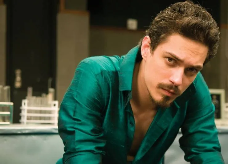 Три карты (2010) скачать торрент файл Три карты (2010) фильм скачать торрент файл