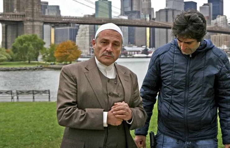 Пять минаретов в Нью-Йорке (2010) скачать торрент файл Пять минаретов в Нью-Йорке (2010) фильм скачать торрент файл