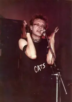 Взломщик (1987) скачать торрент бесплатно Взломщик (1987) фильм скачать торрент бесплатно