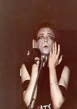 Взломщик (1987) скачать торрент файл Взломщик (1987) фильм скачать торрент файл