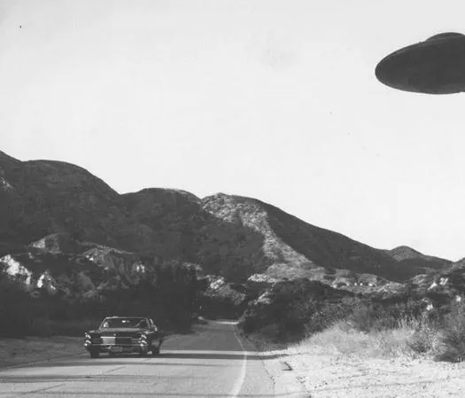 Человек-краб с Марса (1988) скачать торрент бесплатно Человек-краб с Марса (1988) фильм скачать торрент бесплатно