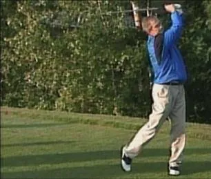 Фаренгейт 9/11 (2004) скачать торрент бесплатно Фаренгейт 9/11 (2004) фильм скачать торрент бесплатно