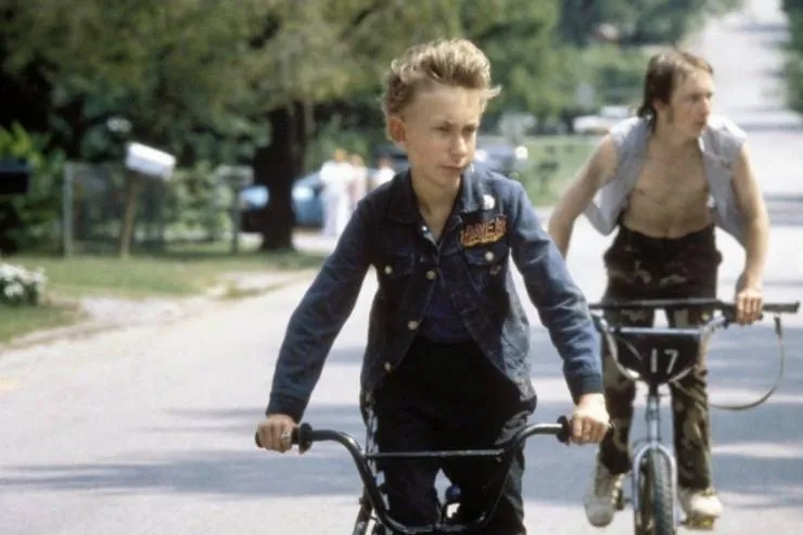 Гуммо (1997) скачать торрент файл Гуммо (1997) фильм скачать торрент файл