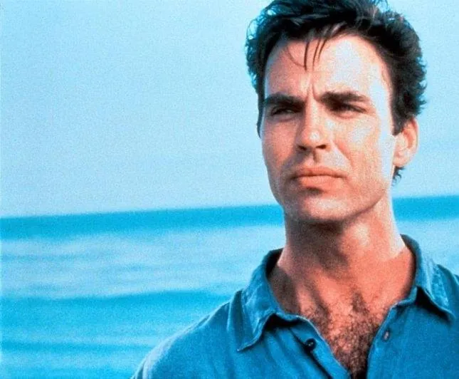 Убийство по заказу (1993) скачать торрент файл Убийство по заказу (1993) фильм скачать торрент файл