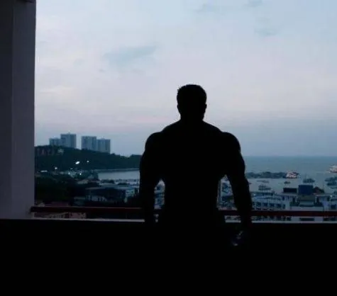 Крепыш (2011) в хорошем качестве скачать торрент файл Крепыш (2011) фильм в хорошем качестве скачать торрент файл