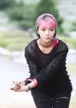 Только через мой труп (2012) скачать торрент бесплатно Только через мой труп (2012) фильм скачать торрент бесплатно