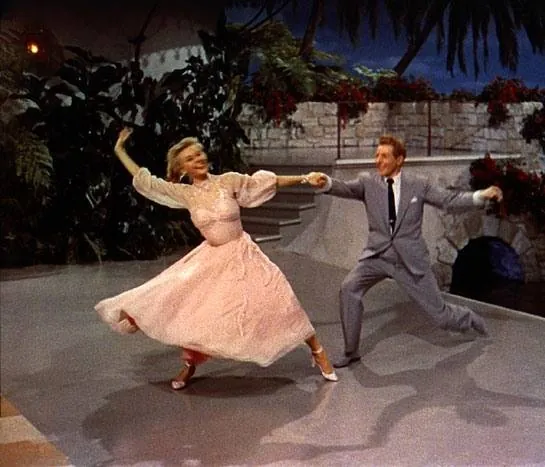 Светлое Рождество (1954) скачать торрент бесплатно Светлое Рождество (1954) фильм скачать торрент бесплатно