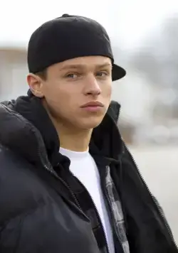 Джеймси (2013) скачать торрент бесплатно Джеймси (2013) фильм скачать торрент бесплатно