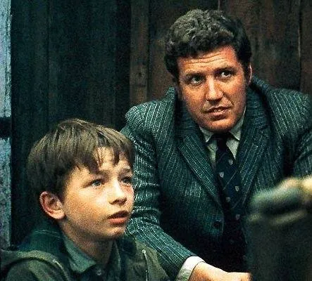 Кес (1969) скачать торрент бесплатно Кес (1969) фильм скачать торрент бесплатно