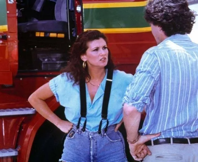 Тереза (1987) скачать торрент бесплатно Тереза (1987) фильм скачать торрент бесплатно