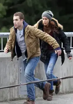 Повторяющие реальность (2010) в хорошем качестве скачать торрент файл Повторяющие реальность (2010) фильм в хорошем качестве скачать торрент файл