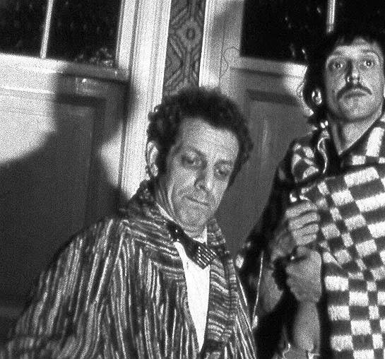 Клоунада (1989) в хорошем качестве скачать торрент файл Клоунада (1989) фильм в хорошем качестве скачать торрент файл