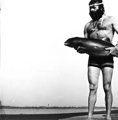 Пловец (1982) скачать торрент бесплатно Пловец (1982) фильм скачать торрент бесплатно