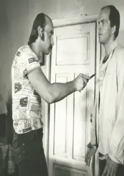 Игра без козырей (1981) 1 сезон 1-1,2 серия скачать торрент файл Игра без козырей (1981) фильм 1-1,2 серию 1 сезона скачать торрент файл