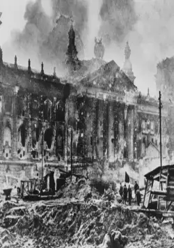 Берлин (1945) скачать торрент бесплатно Берлин (1945) фильм скачать торрент бесплатно