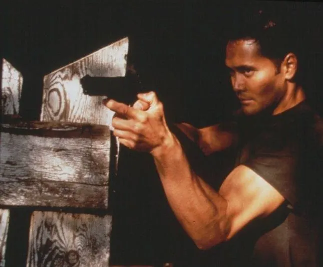 Инстинкт убийцы (2001) скачать торрент бесплатно Инстинкт убийцы (2001) фильм скачать торрент бесплатно