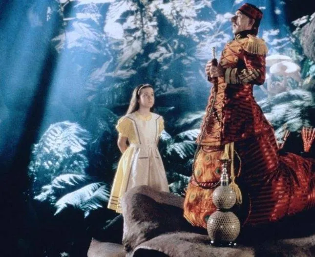 Алиса в стране чудес (1999) скачать торрент бесплатно Алиса в стране чудес (1999) фильм скачать торрент бесплатно