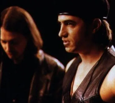 Жизнь в забвении (1994) скачать торрент файл Жизнь в забвении (1994) фильм скачать торрент файл