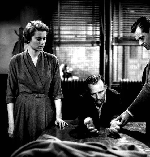 Деревенская девушка (1954) скачать торрент бесплатно Деревенская девушка (1954) фильм скачать торрент бесплатно