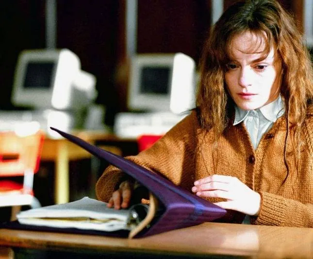 Кэрри (2002) в хорошем качестве скачать торрент файл Кэрри (2002) фильм в хорошем качестве скачать торрент файл