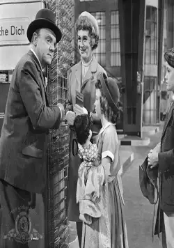 Один, два, три (1961) скачать торрент бесплатно Один, два, три (1961) фильм скачать торрент бесплатно