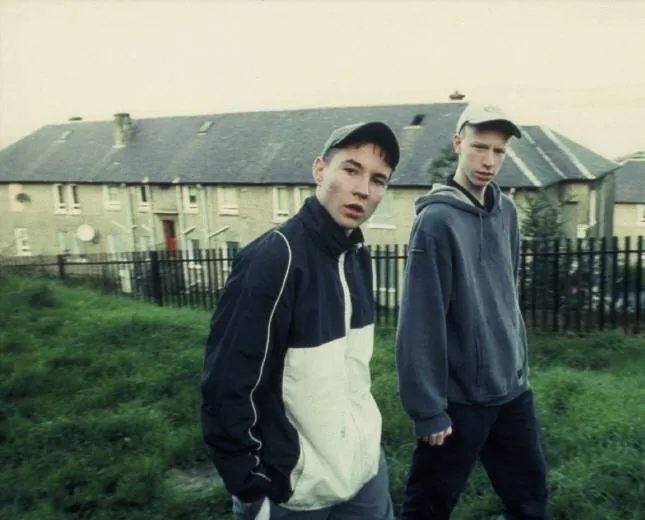 Милые шестнадцать лет (2002) в хорошем качестве скачать торрент файл Милые шестнадцать лет (2002) фильм в хорошем качестве скачать торрент файл