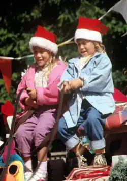 Прячься, бабушка! Мы едем (1992) скачать торрент бесплатно Прячься, бабушка! Мы едем (1992) фильм скачать торрент бесплатно