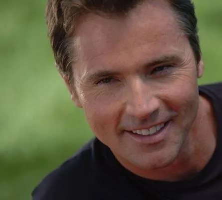 Золотая клетка (2005) скачать торрент бесплатно Золотая клетка (2005) фильм скачать торрент бесплатно