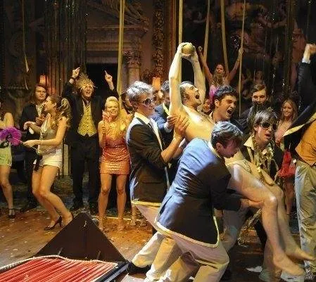 Троица (2009) скачать торрент файл Троица (2009) сериал скачать торрент файл