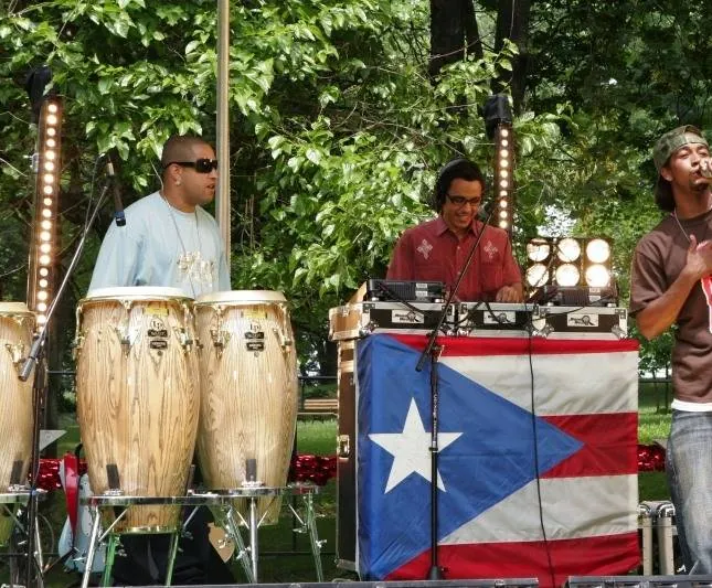 Почувствуй ритм (2007) скачать торрент файл Почувствуй ритм (2007) фильм скачать торрент файл