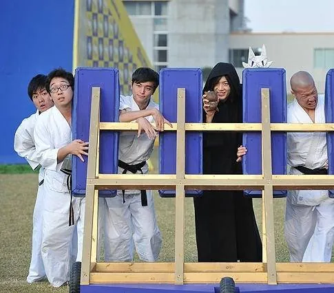 Хост-клуб Оранской школы (2012) в хорошем качестве скачать торрент файл Хост-клуб Оранской школы (2012) фильм в хорошем качестве скачать торрент файл