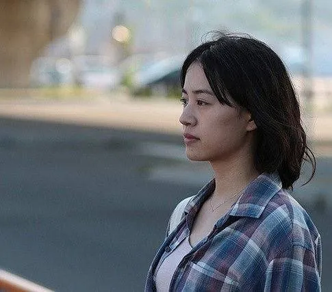 Твоя птица может петь (2018) скачать торрент бесплатно Твоя птица может петь (2018) фильм скачать торрент бесплатно